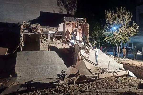 تخریب یک باب منزل مسکونی در شهرکرد منجر به فوت یک نفر شد