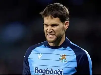 رمیرو در فهرست خرید آبی‌اناری‌ها