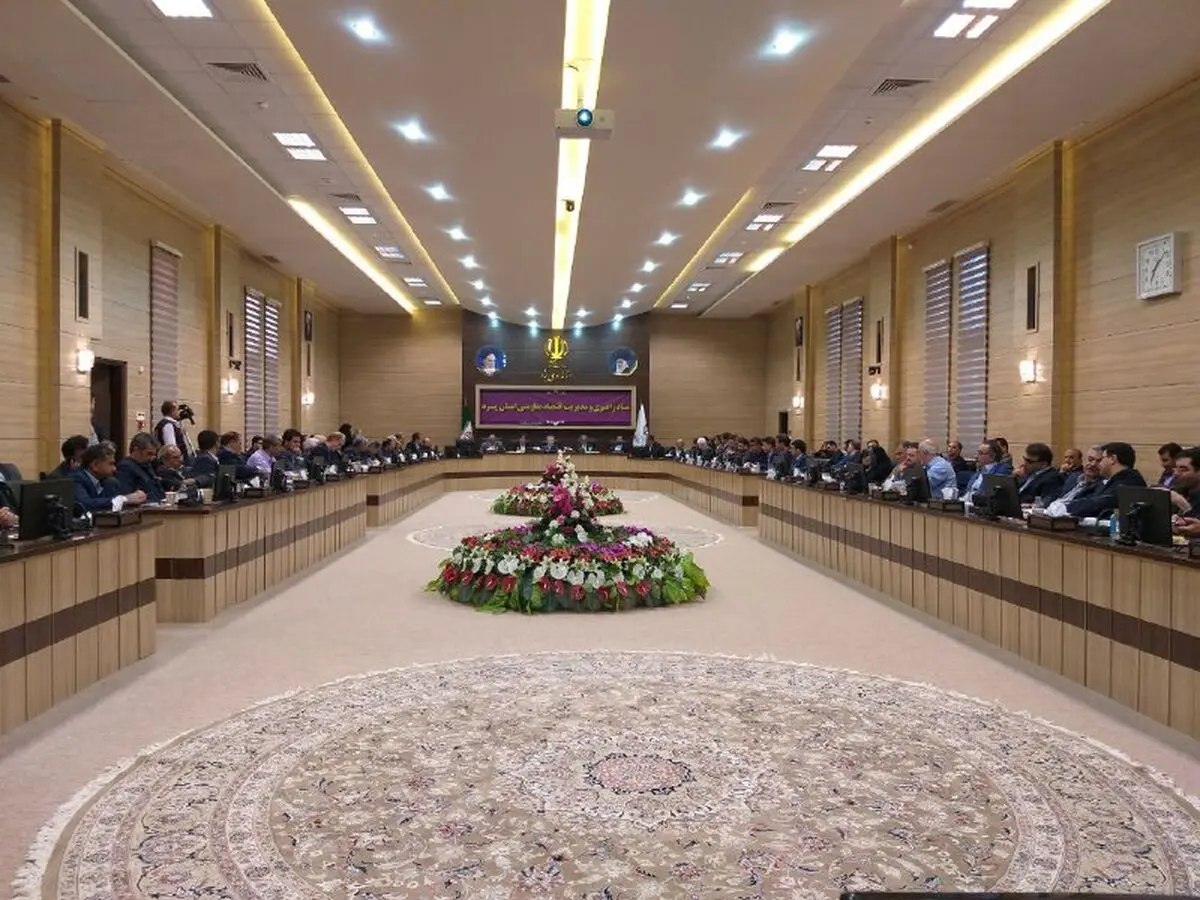 یزد با موجی از مهاجرت در سطح کشور روبروست/ بار اشتغال برخی استان‌ها به دوش یزد است
