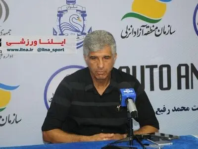 پورغلامی: هنوز با ملوان فسخ نکردم