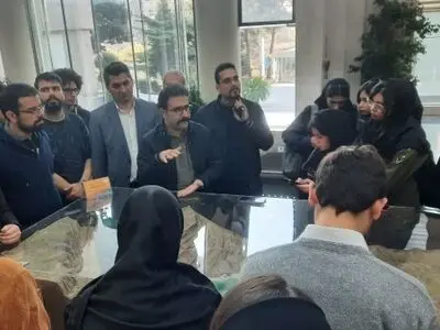 بازدید دانشجویان اقتصاد دانشگاه خوارزمی از شرکت "آب و نیرو"