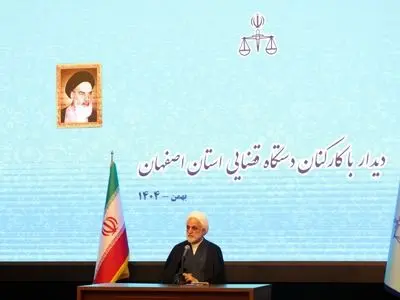 حساب آن دسته از جوانانی که تحت‌تأثیر فضای هیجانی قرار گرفتند، از عناصر اصلی اغتشاشات جداست
