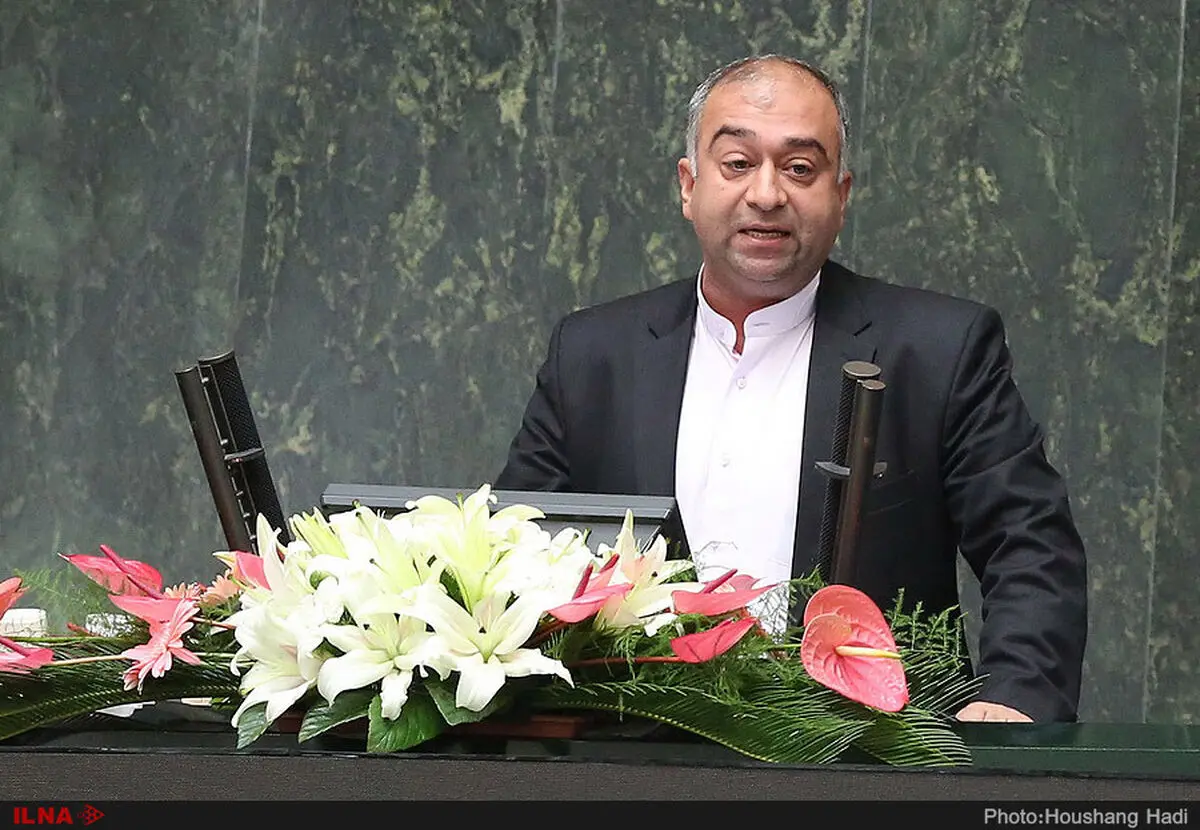 مساله فرهنگ و هنر تنها با گفت‌وگو و مدارا قابل حل نیست/ سید عباس صالحی یک روشنفکر تمام عیار دینی است