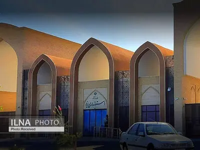 قول وزیر اقتصاد برای تعیین تکلیف یک‌ماهه انتقال حساب شرکت ها به یزد/ حسابشان را به استان منتقل نکنند، خدمات نمی دهیم