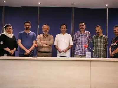 مناقشه بر سر فصل چهارم/ این یک تئاتر است