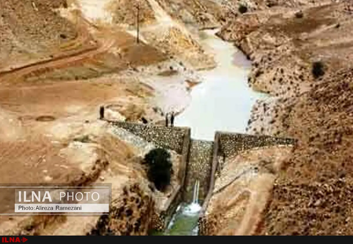 فشار اصفهان، یزد و کرمان برای دریافت آب، دو برابر نیاز / انتقال آب برای مصارف صنعتی و غیرشرب