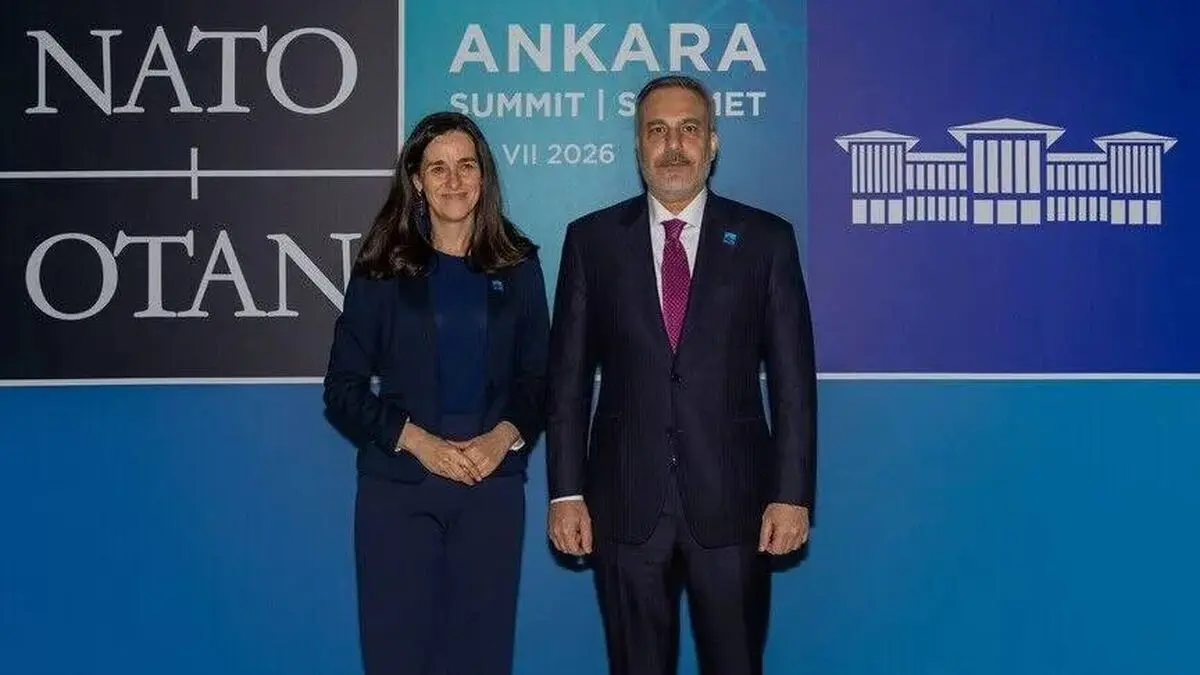 فیدان با همتای مجارستانی خود دیدار کرد