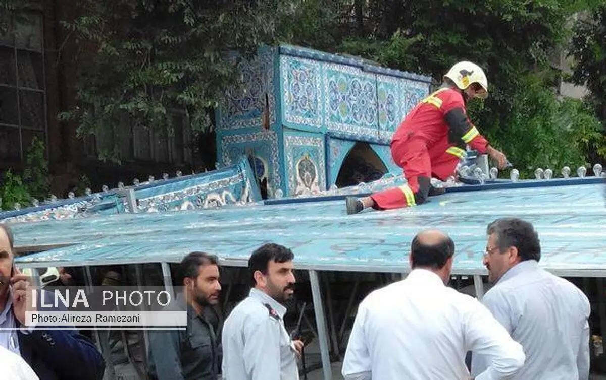 سقوط داربست‌های جشن نیمه‌شعبان حادثه آفرید