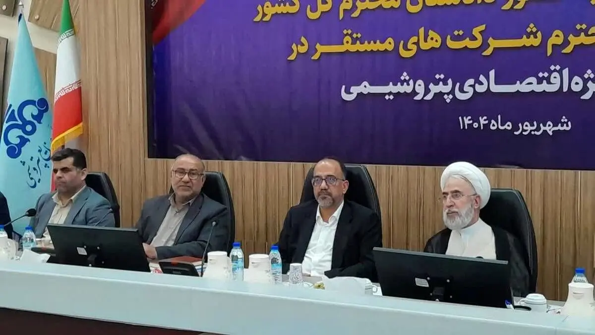 دستگاه قضایی از تولیدکنندگان و صنعتگران حمایت قاطع میکند