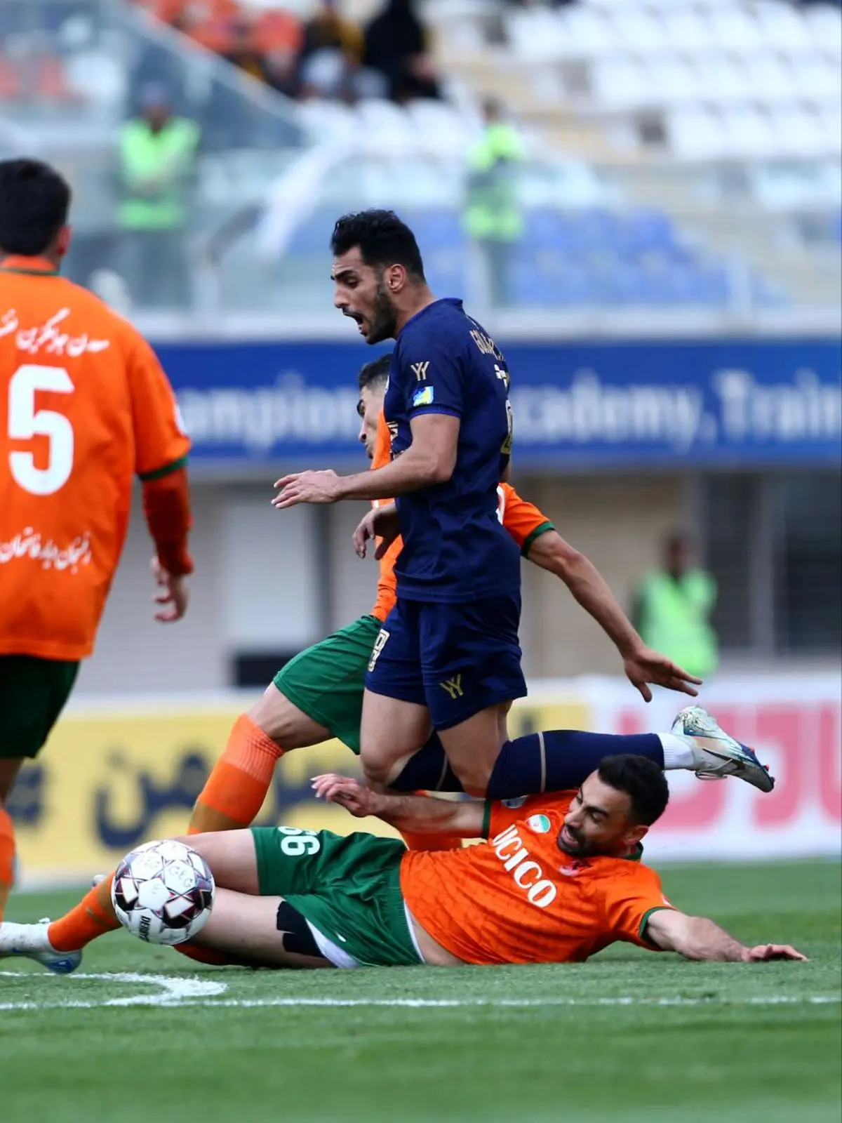 گل‌گهر 0-0 مس رفسنجان؛ تساوی در دربی کرمان