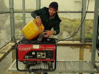 ماموران شرکت ایرانسل اجازه قطعی ارتباط در نقاط سیل‌زده را ندادند