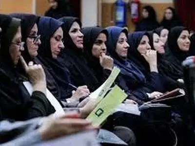 بودجه سال 1404 با محوریت موضوع خانواده بسته شده است / تمامی قوانین و برنامه‌ریزی‌ها باید حول محور خانواده انجام شود 