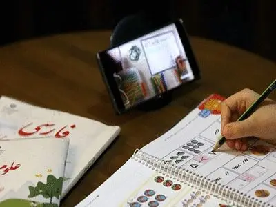 چه کار کنیم کودک در کلاس آنلاین حواس پرت نشود؟ 