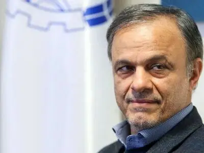 البرلمان الایرانی یمنح الثقة لمرشح وزارة الصناعة