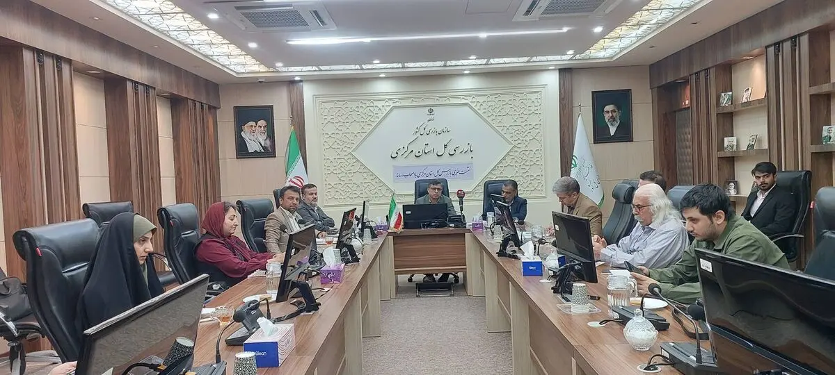 کشف پرونده سوءاستفاده مالی 3 میلیون دلاری در استان مرکزی / لغو قرارداد داروخانه‌های استان به دلیل تأخیر در پرداخت مطالبات توسط بیمه‌ها