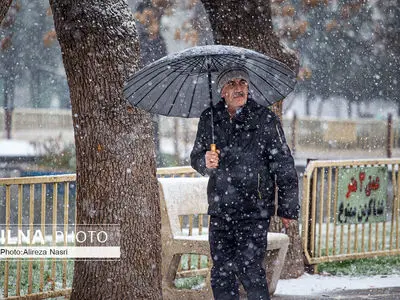 اصفهان برفی از فراز میدان نقش جهان + فیلم