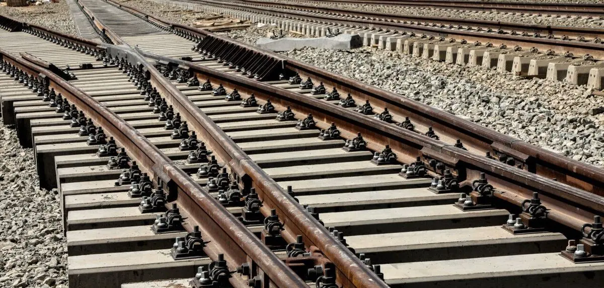 حرکت قطارهای راه‌آهن لرستان تا اطلاع ثانوی لغو شد