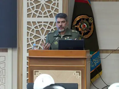 لیبرالیسم بشر را از معنویت دور کرده است