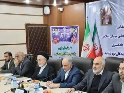 راه مقابله با جنگ ترکیبی دشمنان همکاری قوای سه‌گانه است