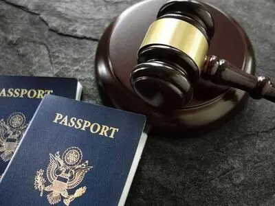 آیا برای مهاجرت به اروپا نیاز به وکیل مهاجرتی داریم؟