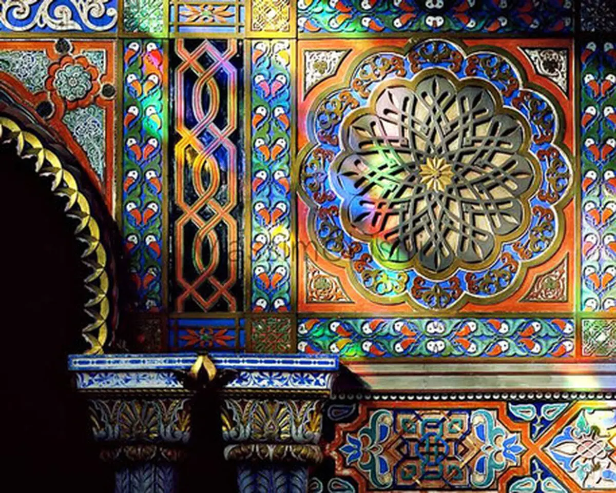 تنها قلعه ایتالیا با هنر معماری ایرانی‌+تصاویر