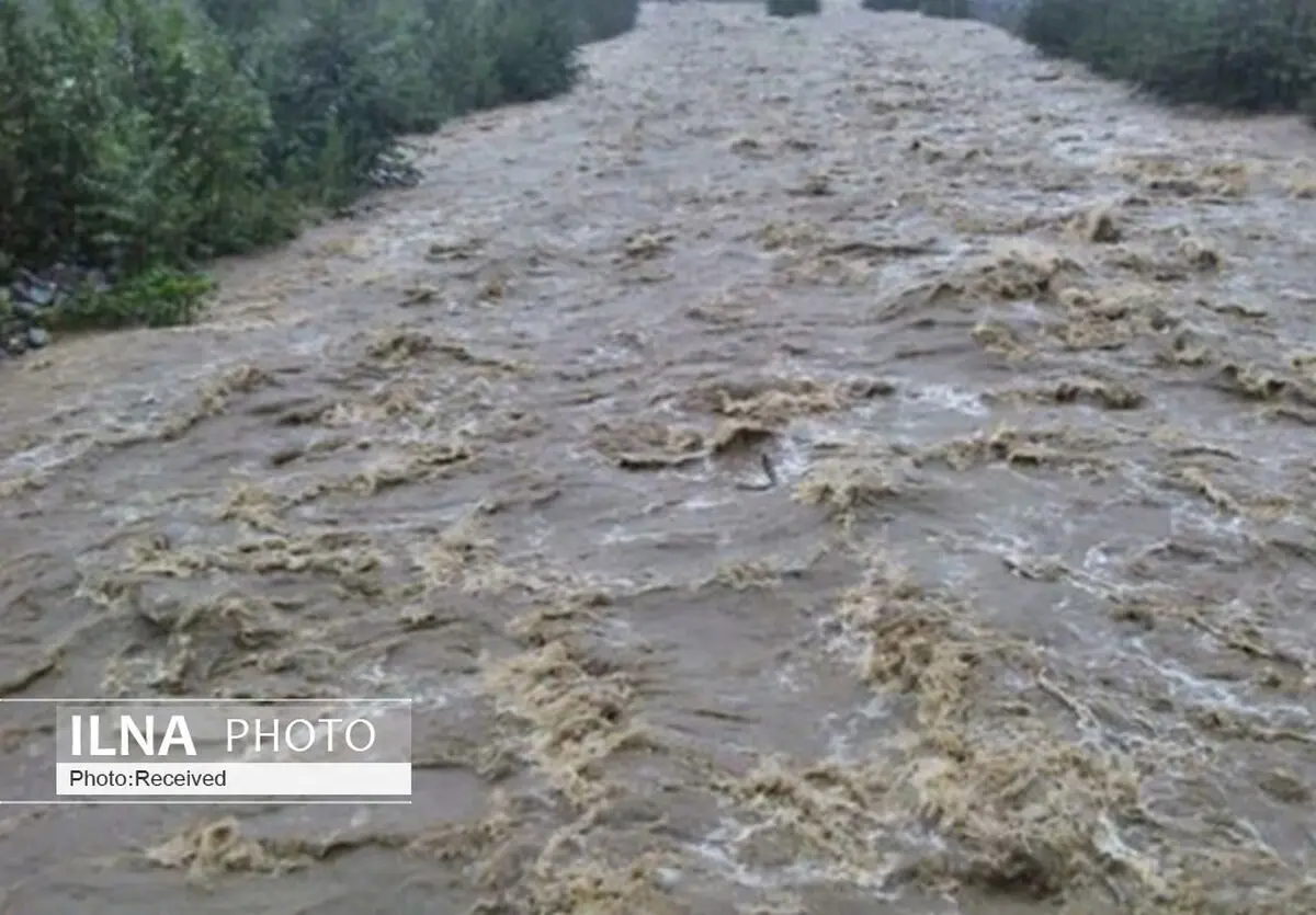 آبگرفتگی ٢٠٧ محور روستایی را مسدود کرد/ انسداد محور چالوس، هراز و آزادراه تهران-شمال