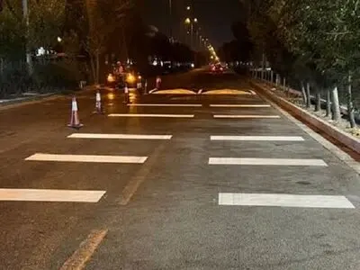 عملیات خط کشی و رنگ آمیزی خطوط عابر پیاده در سطح منطقه ۳ کرج اجرایی شد