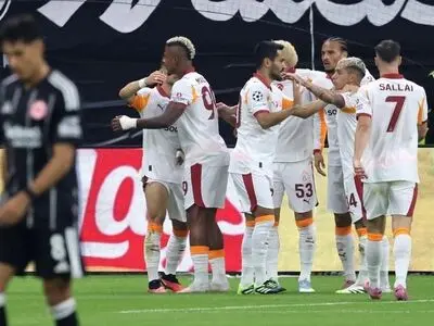 ویدیو: ۵۰ پاس گل برتر قرن لیگ قهرمانان اروپا
