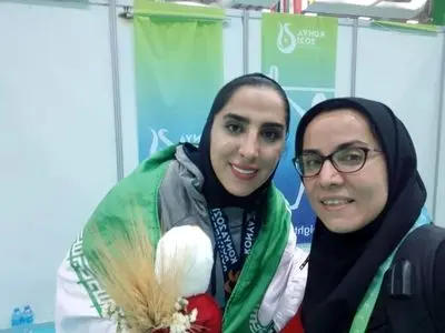 تجربیات نخستین زن گزارشگر اعزامی کانال ورزش بانوان به قونیه