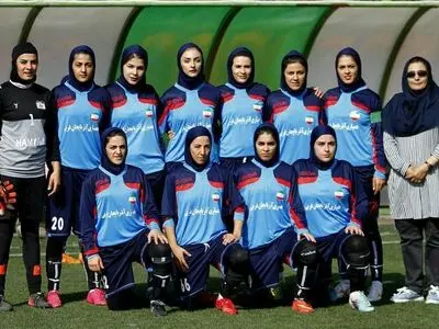 برد راحت شهرداری بم مقابل همیاری شهرداری ارومیه
