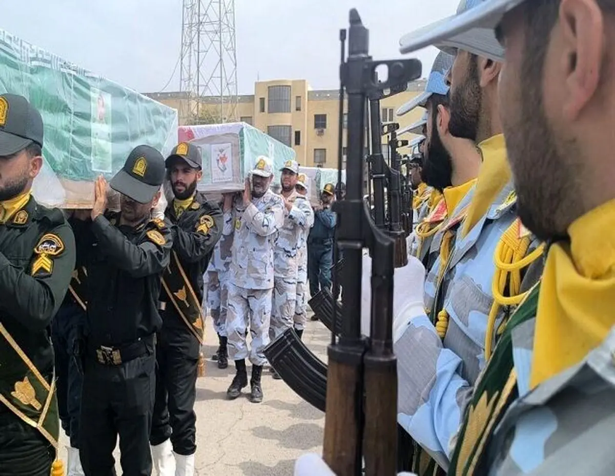 مراسم تشییع پیکر سه شهید فراجا در چابهار برگزار شد