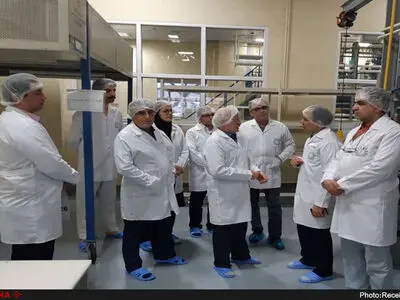 بیکاری ۲۵ کارگر در اثر تعطیلی کارخانه واکسن‌سازی مهاباد