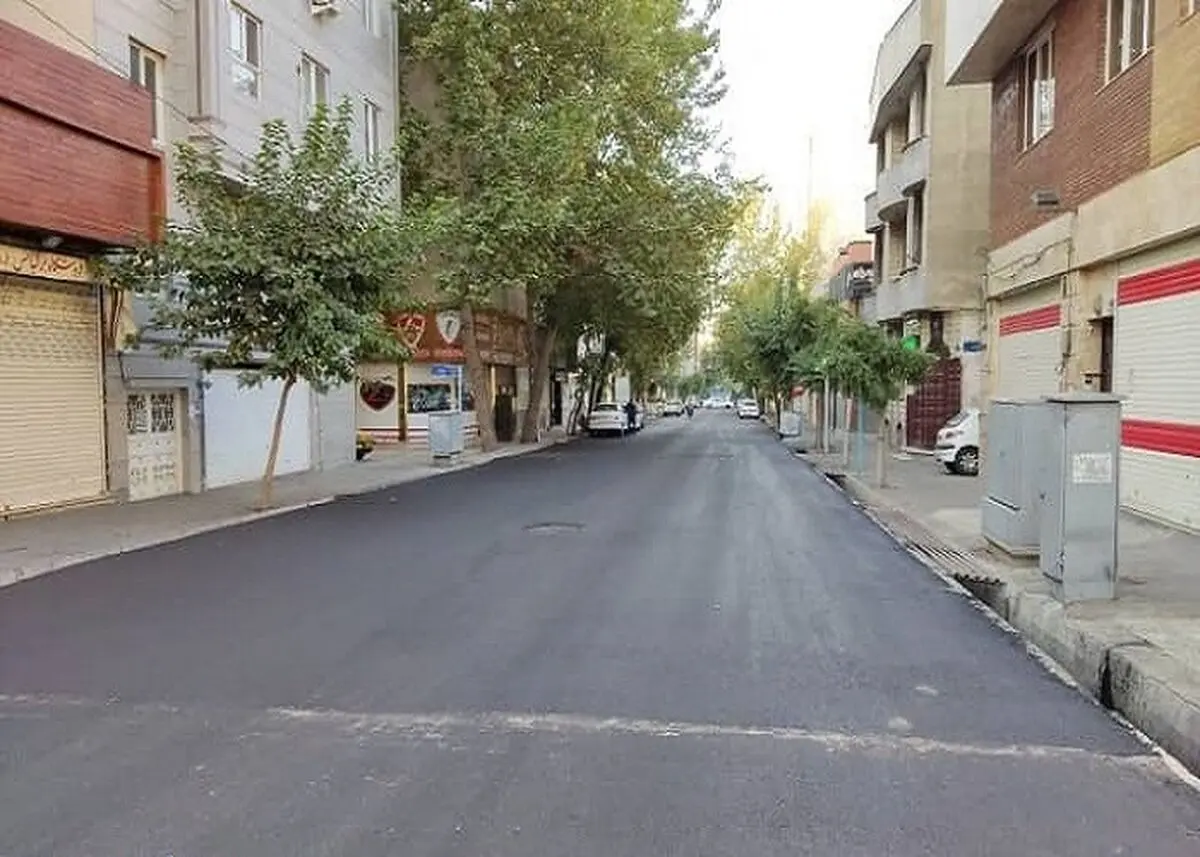 انجام بیش از ۷ هزار تن لکه‌گیری آسفالت در معابر منطقه ۱۱ 