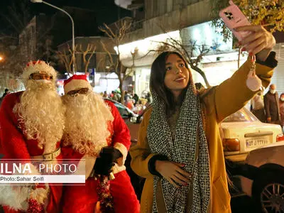 حال‌و‌هوای کریسمس در خیابان‌های تهران + فیلم