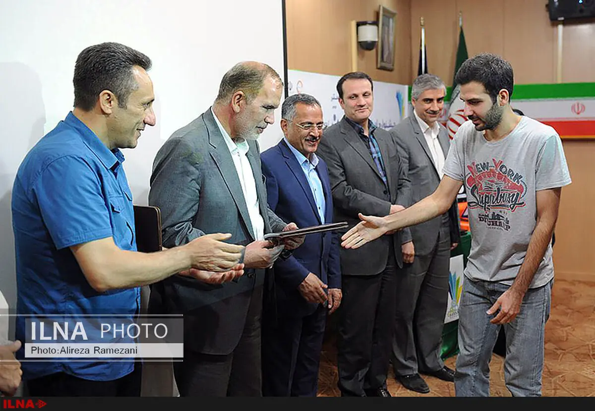 عکس مستند، رسانه‌ای باور پذیر است