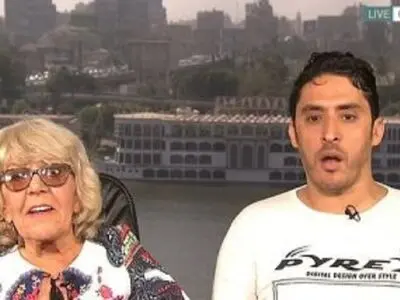 ازدواج جنجالی جوان ۳۵ ساله مصری با یک پیرزن