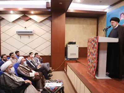 رئیسی:  أولویة طهران هی تفعیل سیاسة الجوار