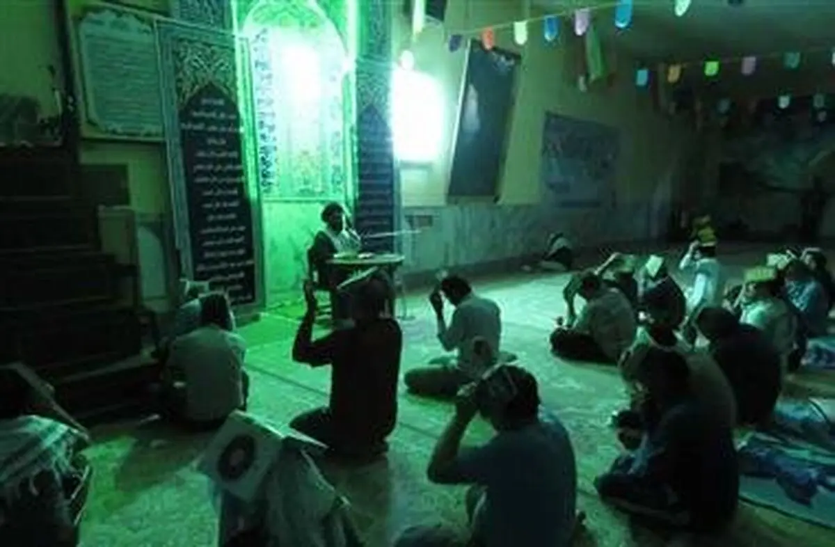 اجرای مراسم اعتکاف توسط زندانیان سراسر کشور تحت عنوان "سه روز در هواخوری خدا"