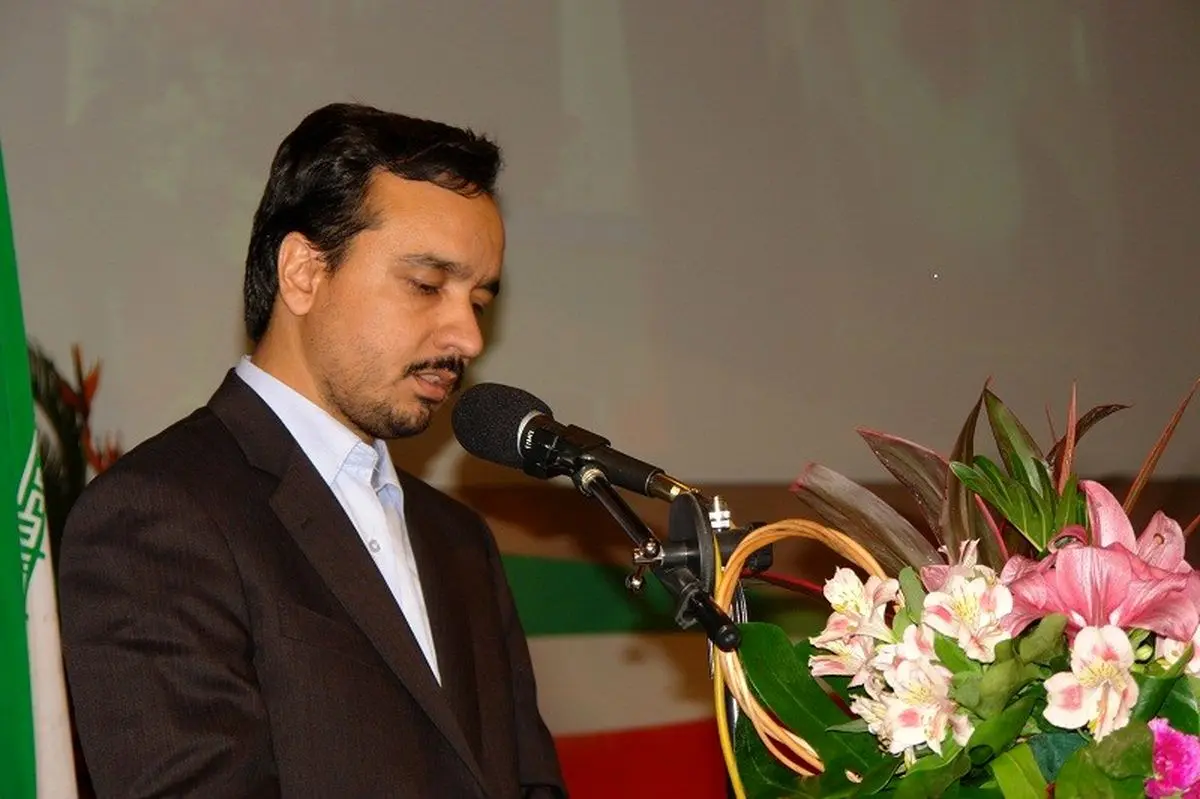 کاشت درختان مثمر در فضای سبز کاشان