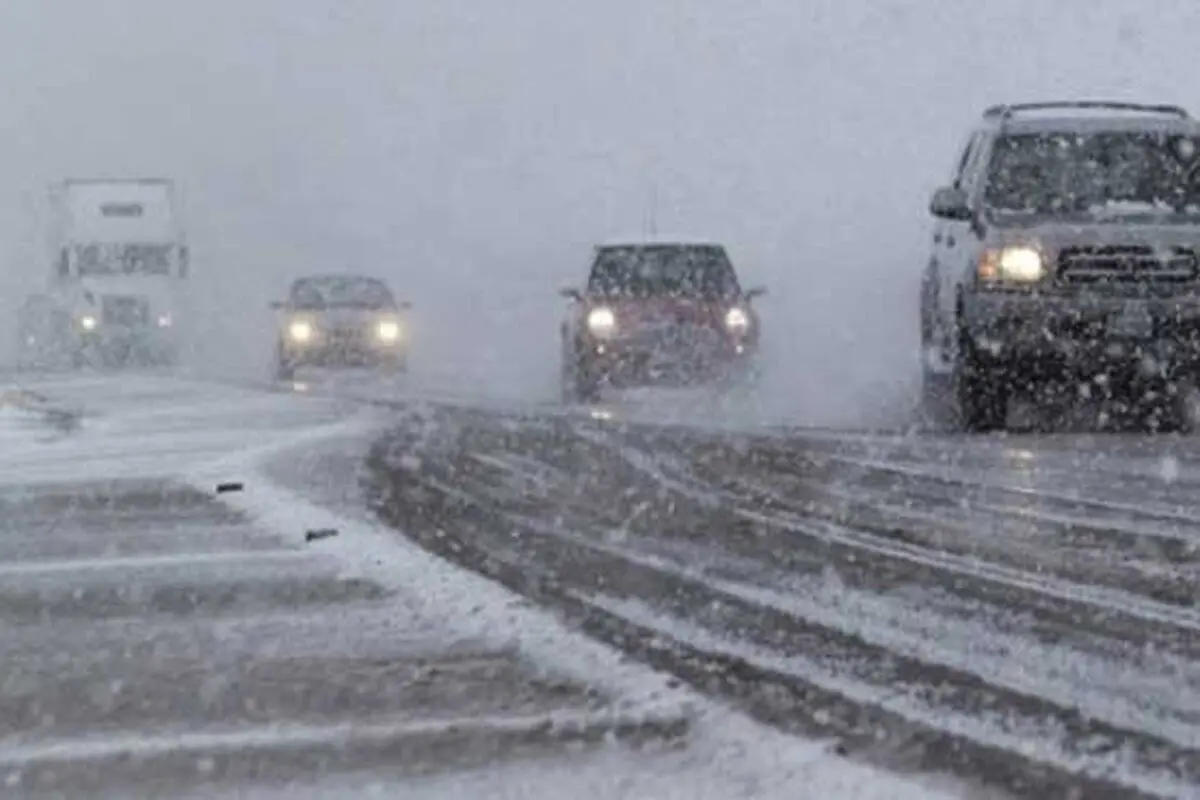 بارش برف و باران در ۷ استان/ لزوم تجهیز خودروها به زنجیر چرخ 