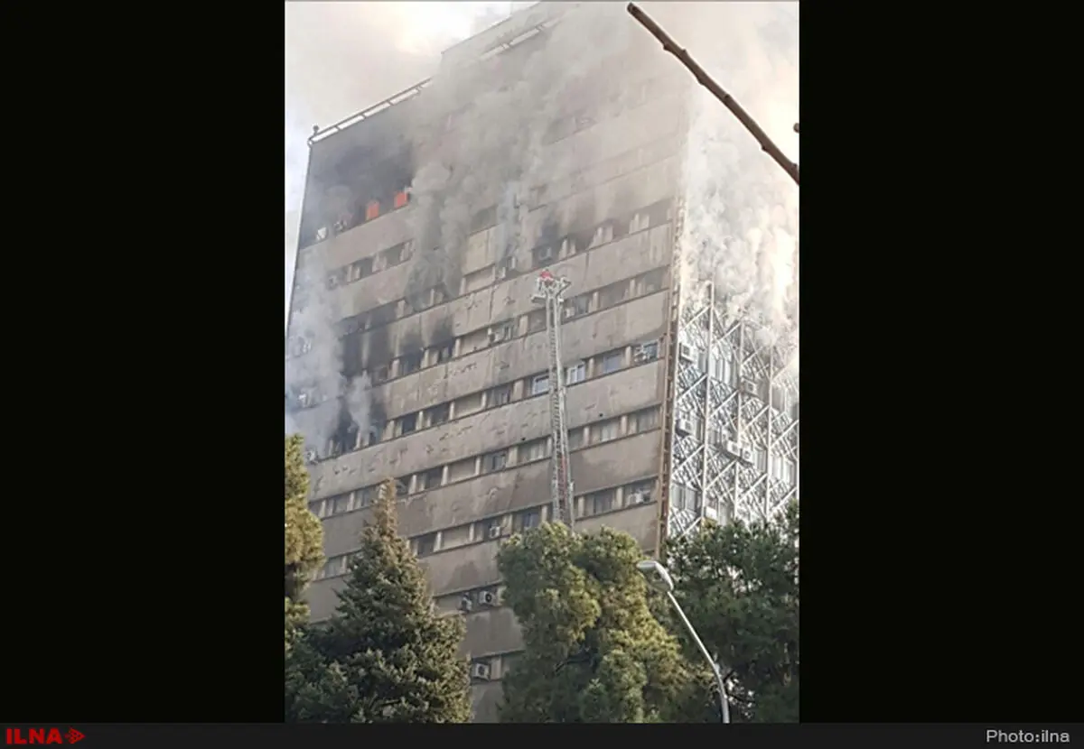 آتش سوزی ساختمان پلاسکو مهار شد