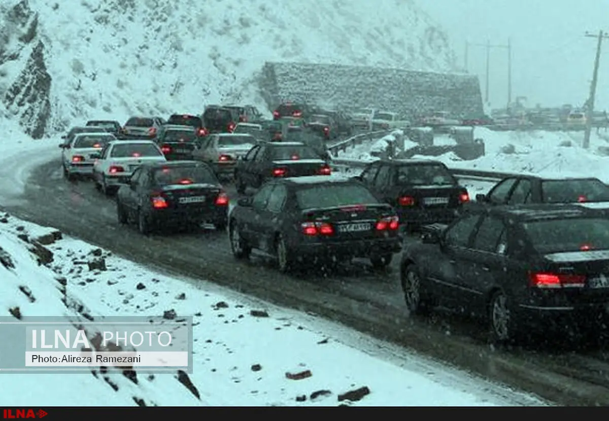 جاده‌های شمال کشور سفیدپوش شد