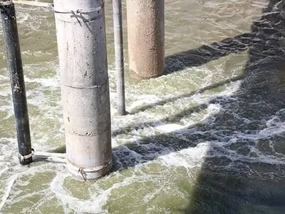 کاهش بوی نامطبوع فاضلاب با اصلاح تجهیزات تصفیه فاضلاب شهر خوی