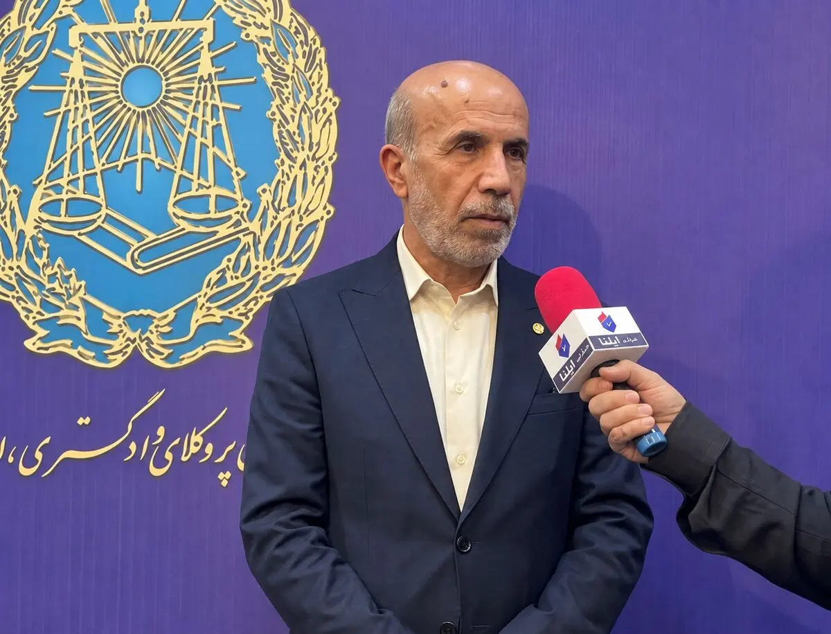 افزایش بی‌ضابطه تعداد وکلا بدون ایجاد ظرفیت شغلی، به نظام وکالت آسیب می‌زند