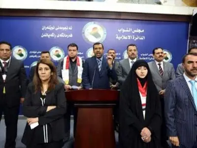 البرلمان العراقی یطالب الحکومة بالتعامل بالمثل مع واشنطن بشأن حظر السفر 