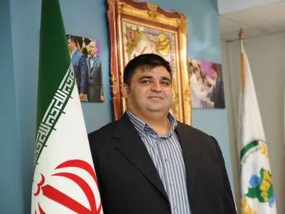 رضازاده:حق وزنه بردار گرجی بود که رکورد مرا بزند/ دوست داریم در دسته فوق سنگین ایرانی‌ها حرف اول را بزنند
