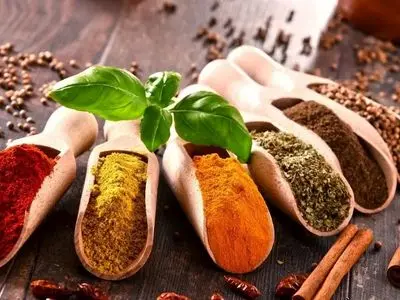 معرفی ۶ ادویه سرشار از آهن برای تقویت سیستم ایمنی 