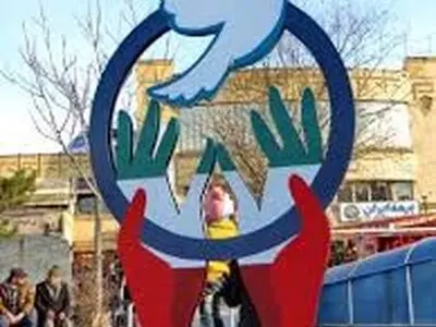 نصب ۵۰ المان مناسبتی دهه فجر در ارومیه
