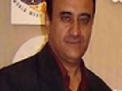 جواد نصیری رفتنی شد / تکیه عبادتی بر صندلی موی‌تای