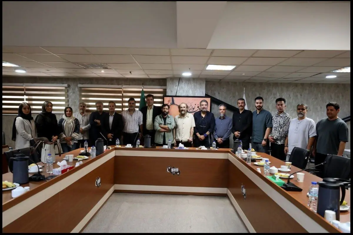 دف نوازان درفرهنگسرای بهمن نشست برگزار کردند